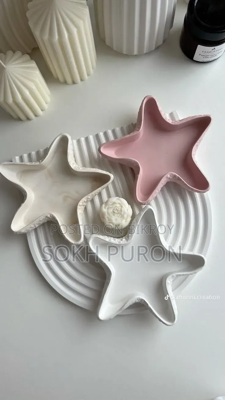 Gypsum Showpiece