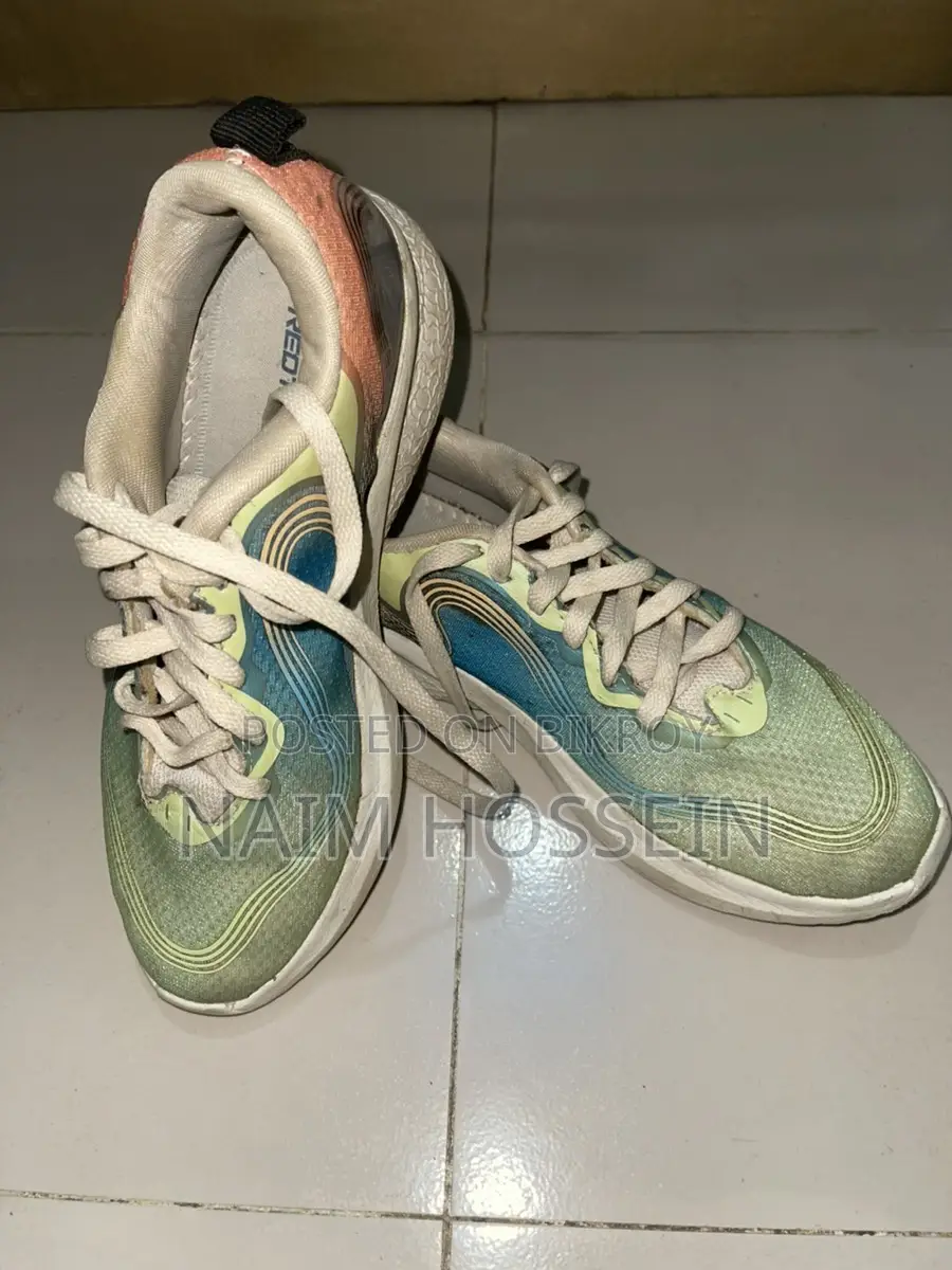 Redtape Sneakers