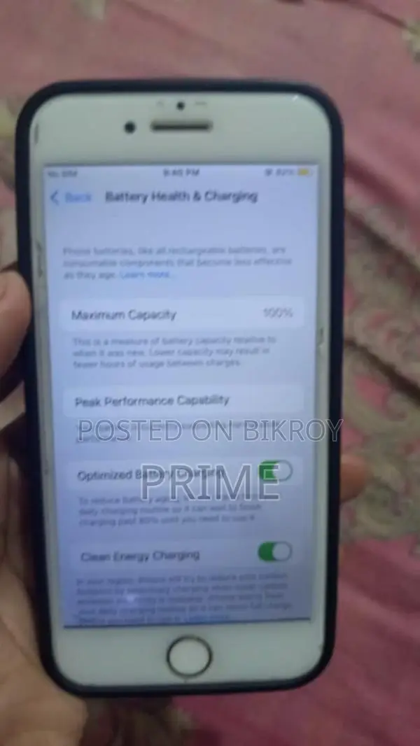 Apple iPhone 8 (Used)