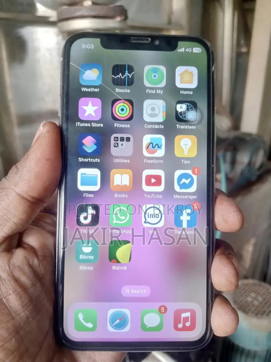 Apple iPhone X (Used)