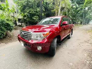 Toyota Land Cruiser VX-V8 (Diesel Turbo) 2011