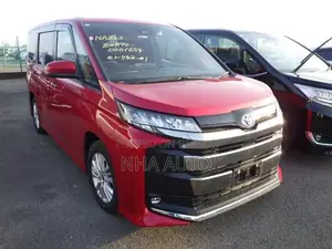 Toyota Noah SG 2022