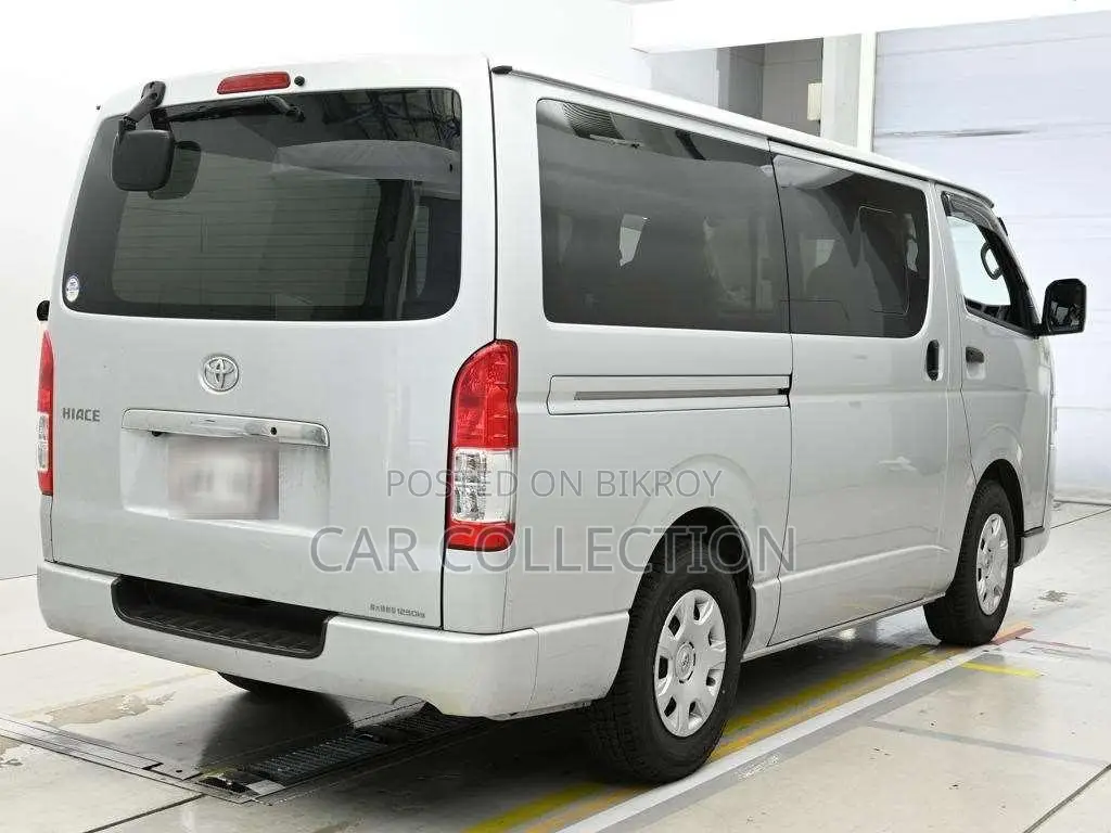 Toyota Hiace GL 2021