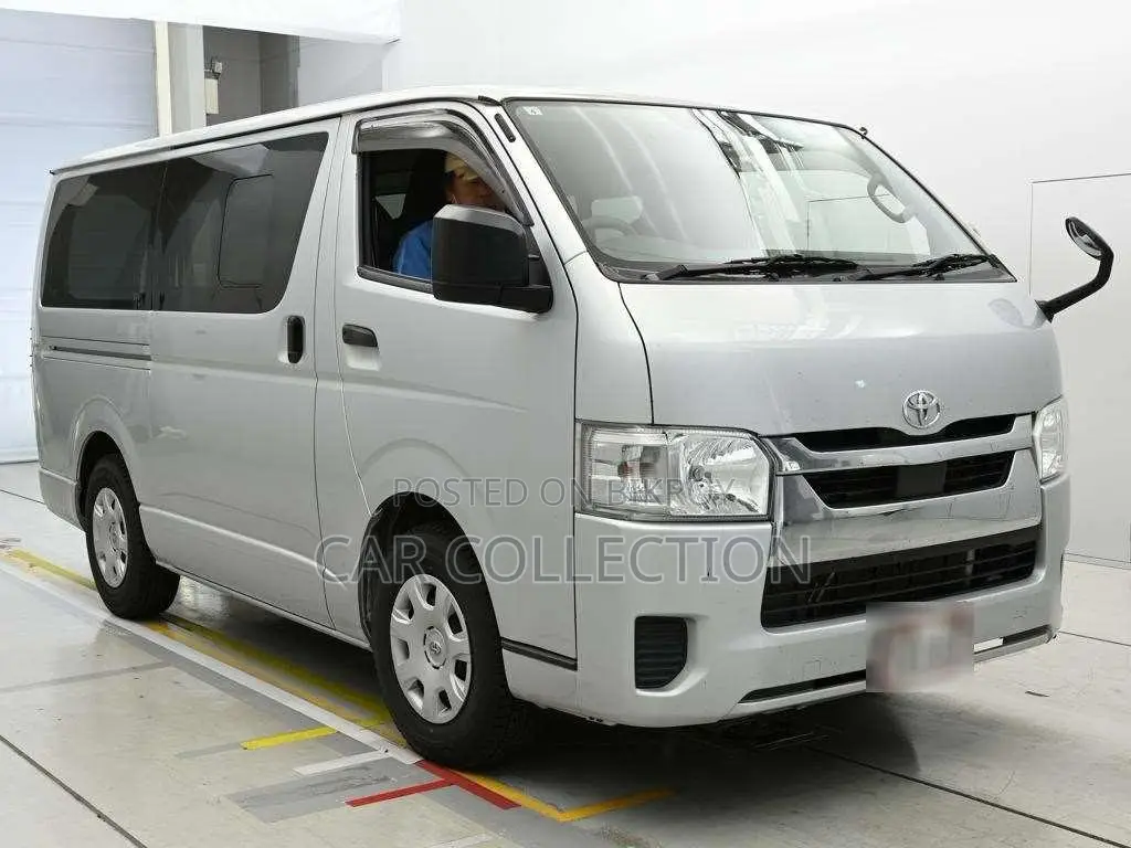 Toyota Hiace GL 2021
