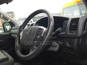 Toyota Hiace GL 2021