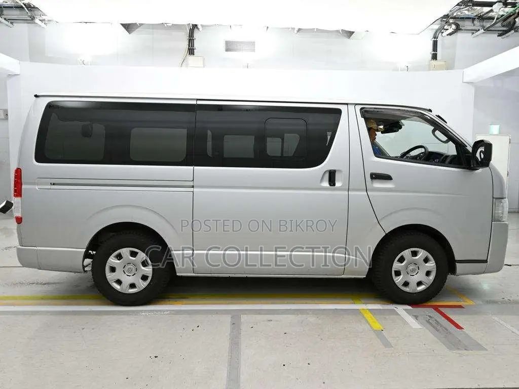 Toyota Hiace GL 2021