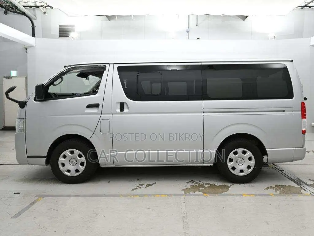 Toyota Hiace GL 2021
