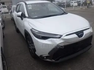 টয়োটা করোলা ক্রস জেড লেদার হার্ডটপ ২০২১