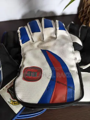Tape Tennis Wicketkeeping Gloves (2 Pairs) – Used Good Condition