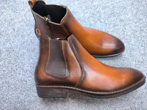 ১০০% জেনুইন লেদার চেলসি বুট কালো ও বাদামী