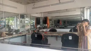 Men's Salon for Rent