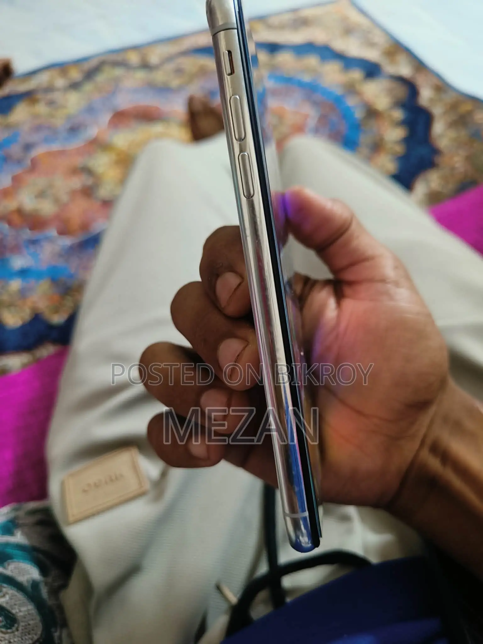 Apple iPhone X (Used)