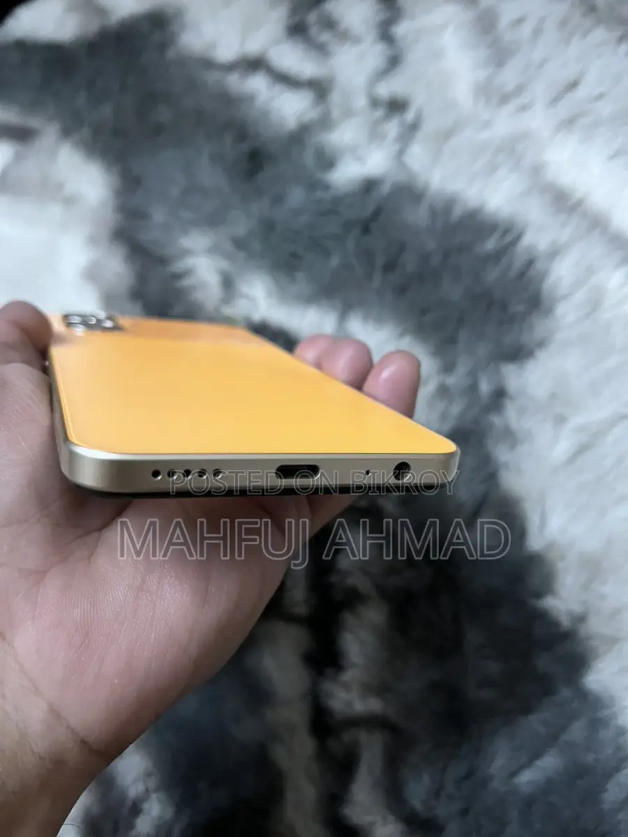 Vivo Y56 5G 8/128 GB) (Used)
