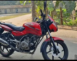 Bajaj Pulsar 150 . 2014