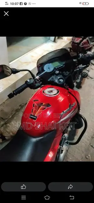 Bajaj Pulsar 150 . 2014
