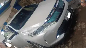 Toyota Harrier non hybrid 2019