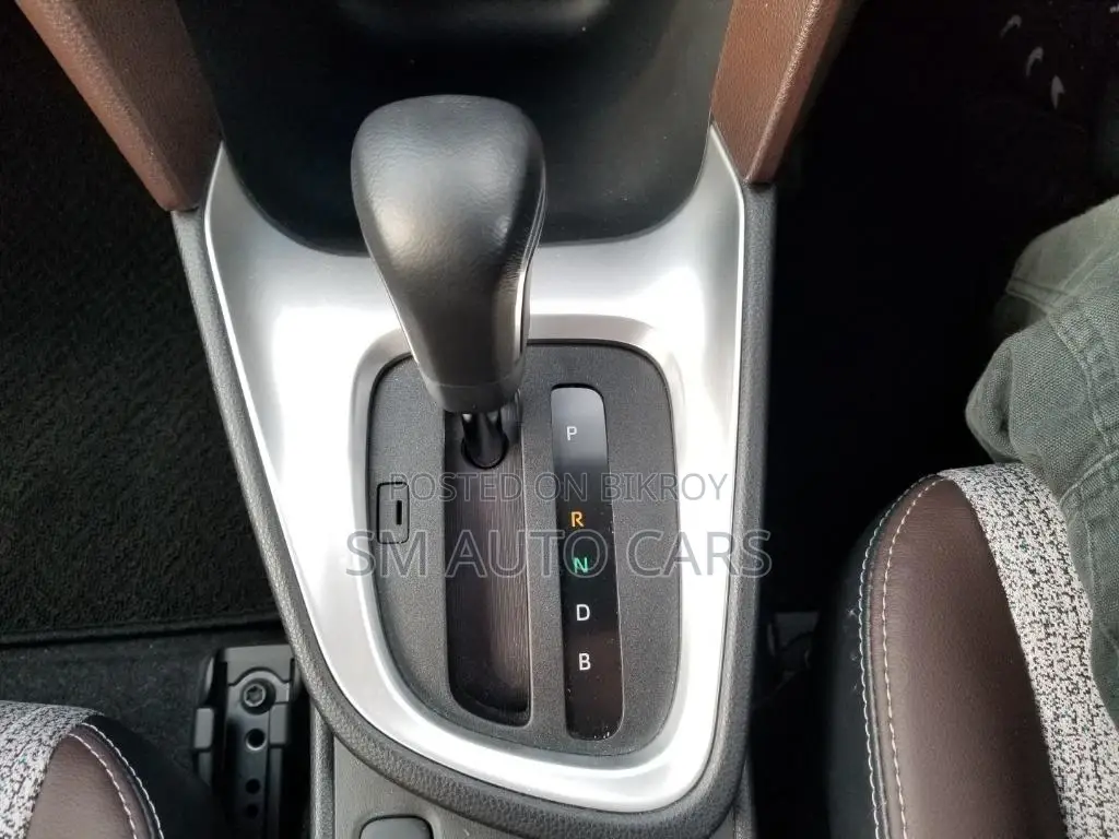 Toyota Yaris Cross Z Pearl/Black 2Tone 2021