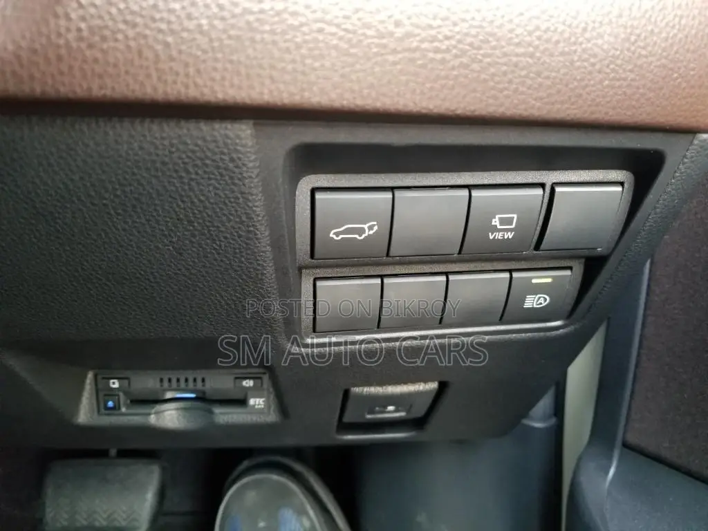 Toyota Yaris Cross Z Pearl/Black 2Tone 2021