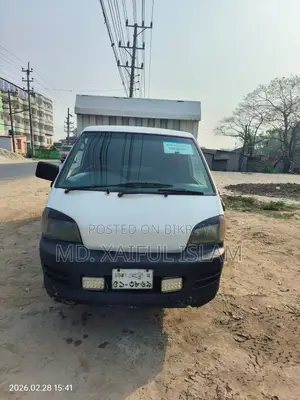 Toyota Cover Van . 2005