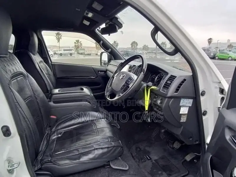 Toyota Hiace Super GL Dark Prime2 2023