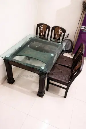 “urgent Sell” প্রিমিয়াম ডাইনিং টেবিল সেট
