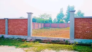 সেক্টর-৩ এ ৩০ ফুট রোডের পাশে ১০ কাঠার দক্ষিণমুখী প্লট