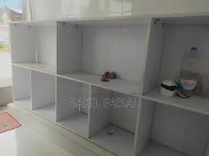 দোকানের সকল আসবাবপত্র বিক্রি করা হবে