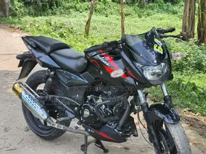 Bajaj Pulsar 150 . 2022