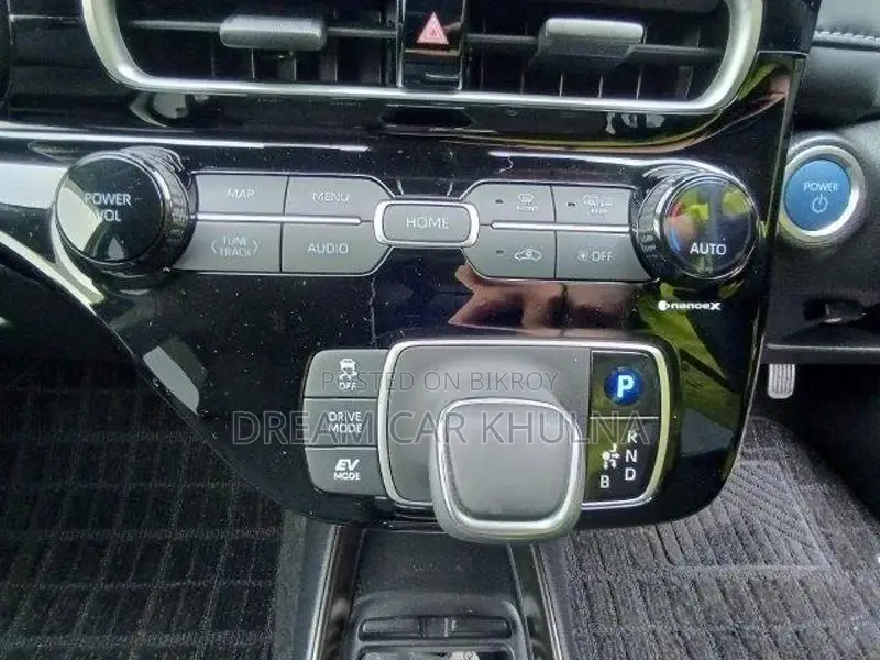 Toyota Aqua Hybrid Z Leather 2020