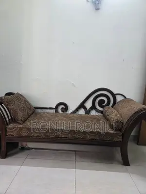 ডিভান বিক্রয় হবে