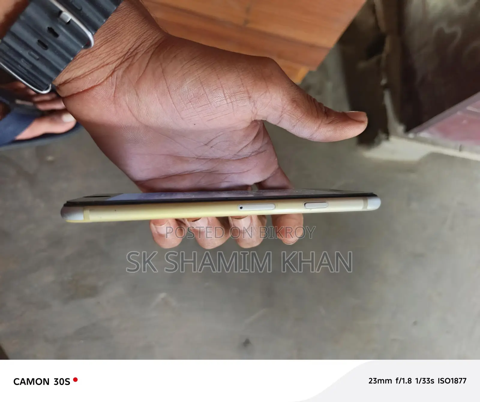 Apple iPhone 6S (Used)