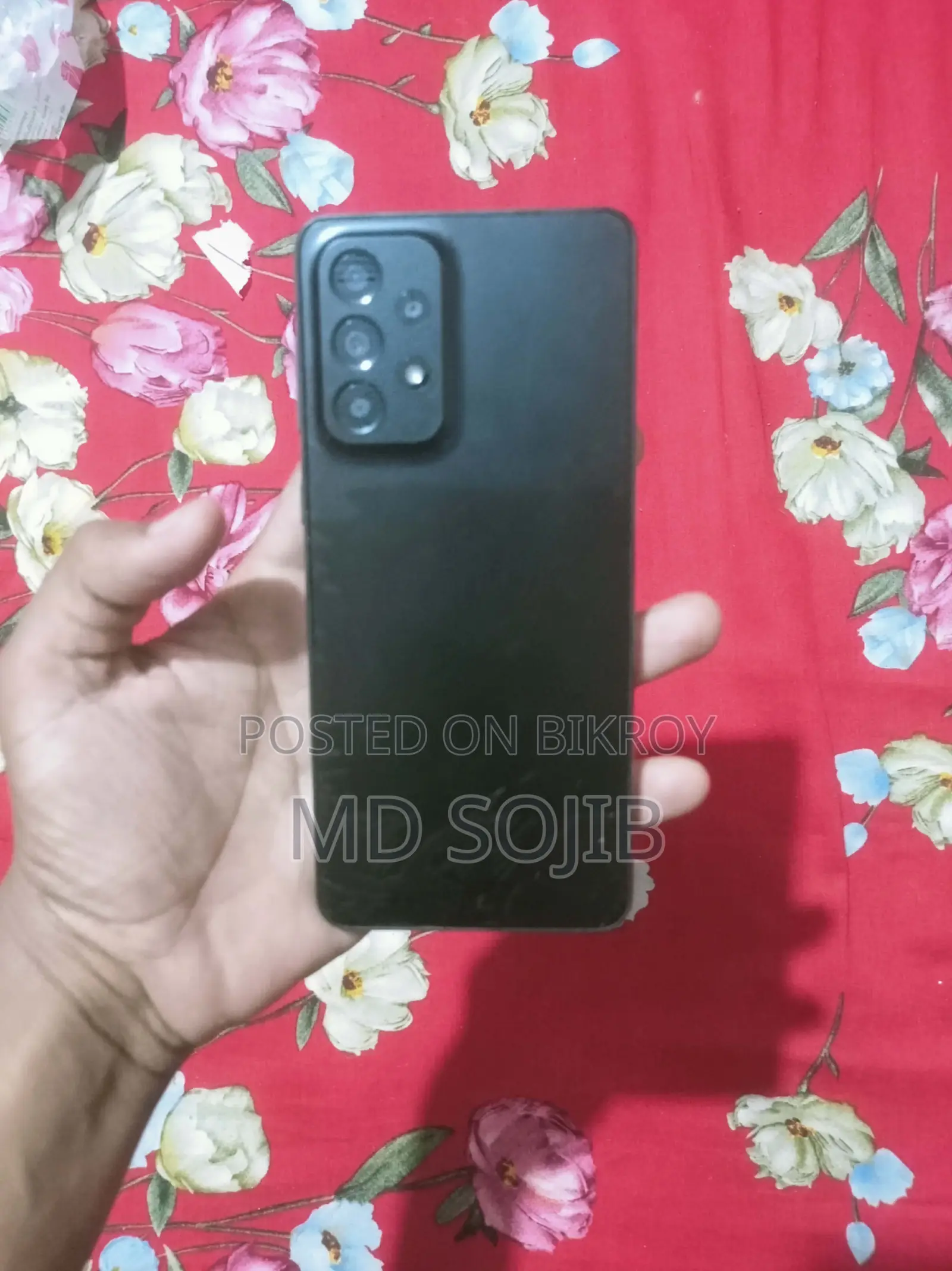 Samsung Galaxy A33 . (Used)