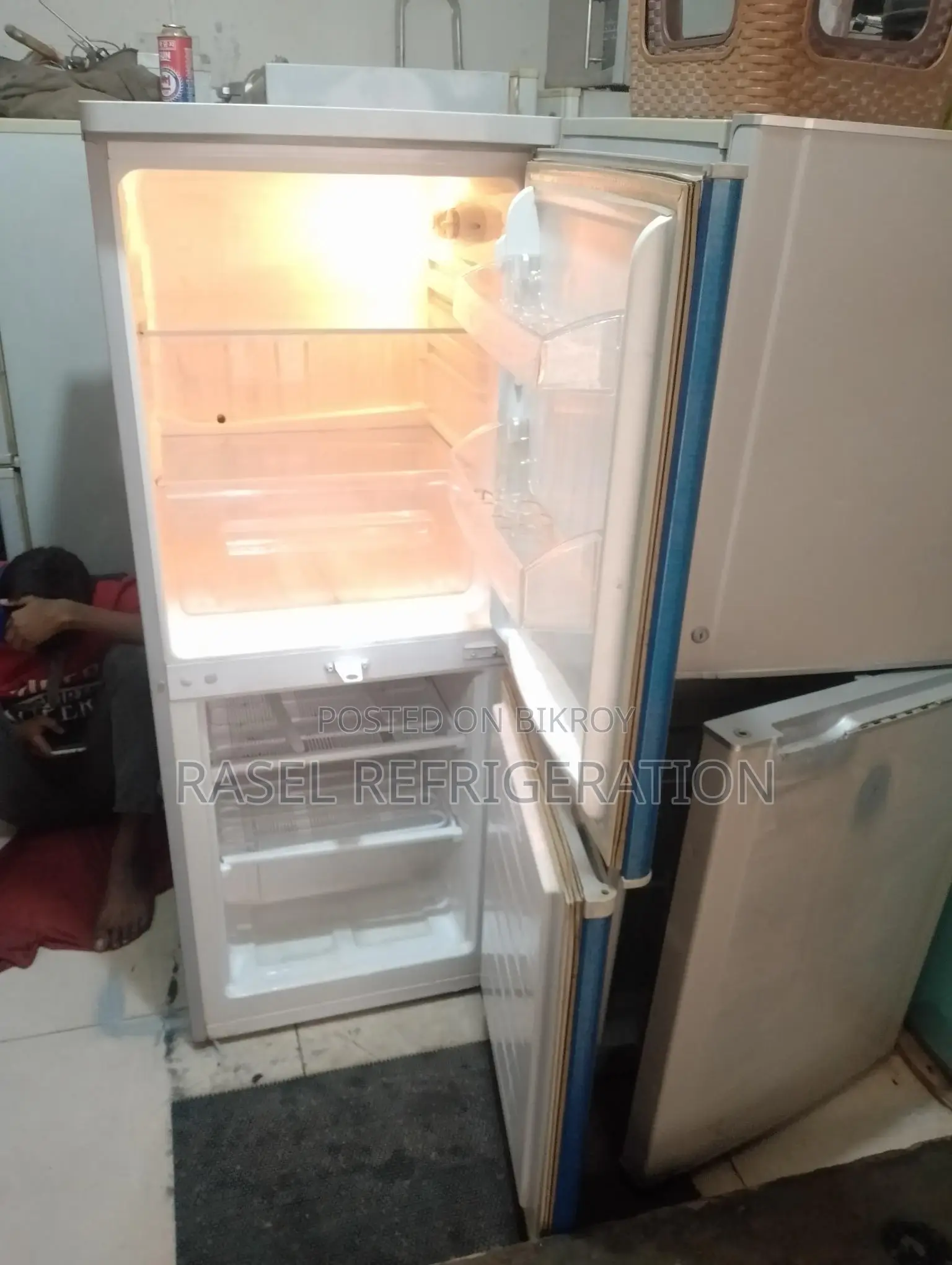 14 cubic feet refrigerator for sale, running and all original.