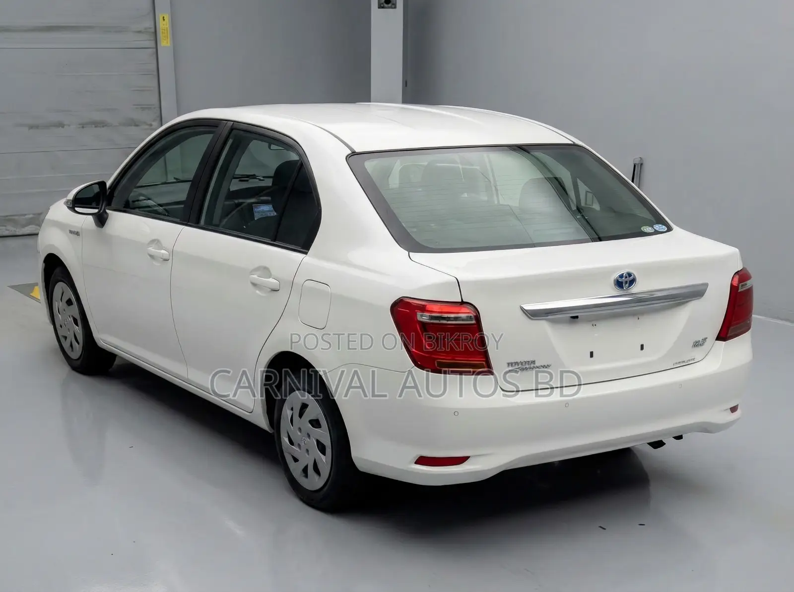 Toyota Axio 2021 White