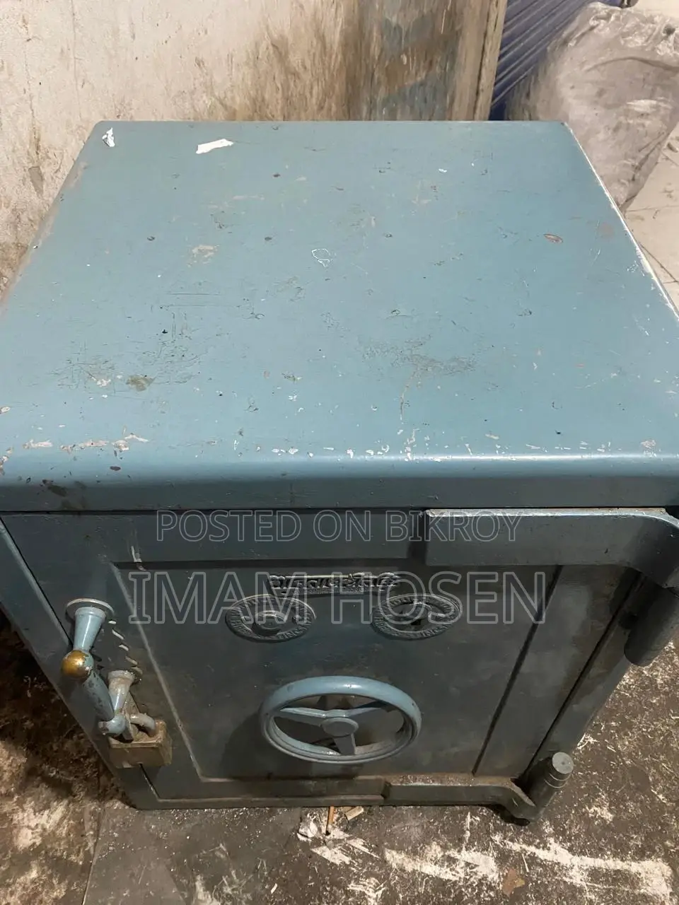 Safety & Security Locker
