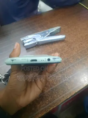 Realme Narzo 50i (Used)