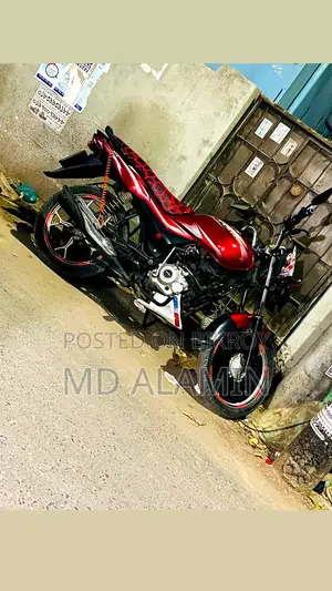 Bajaj Platina 100 . 2018