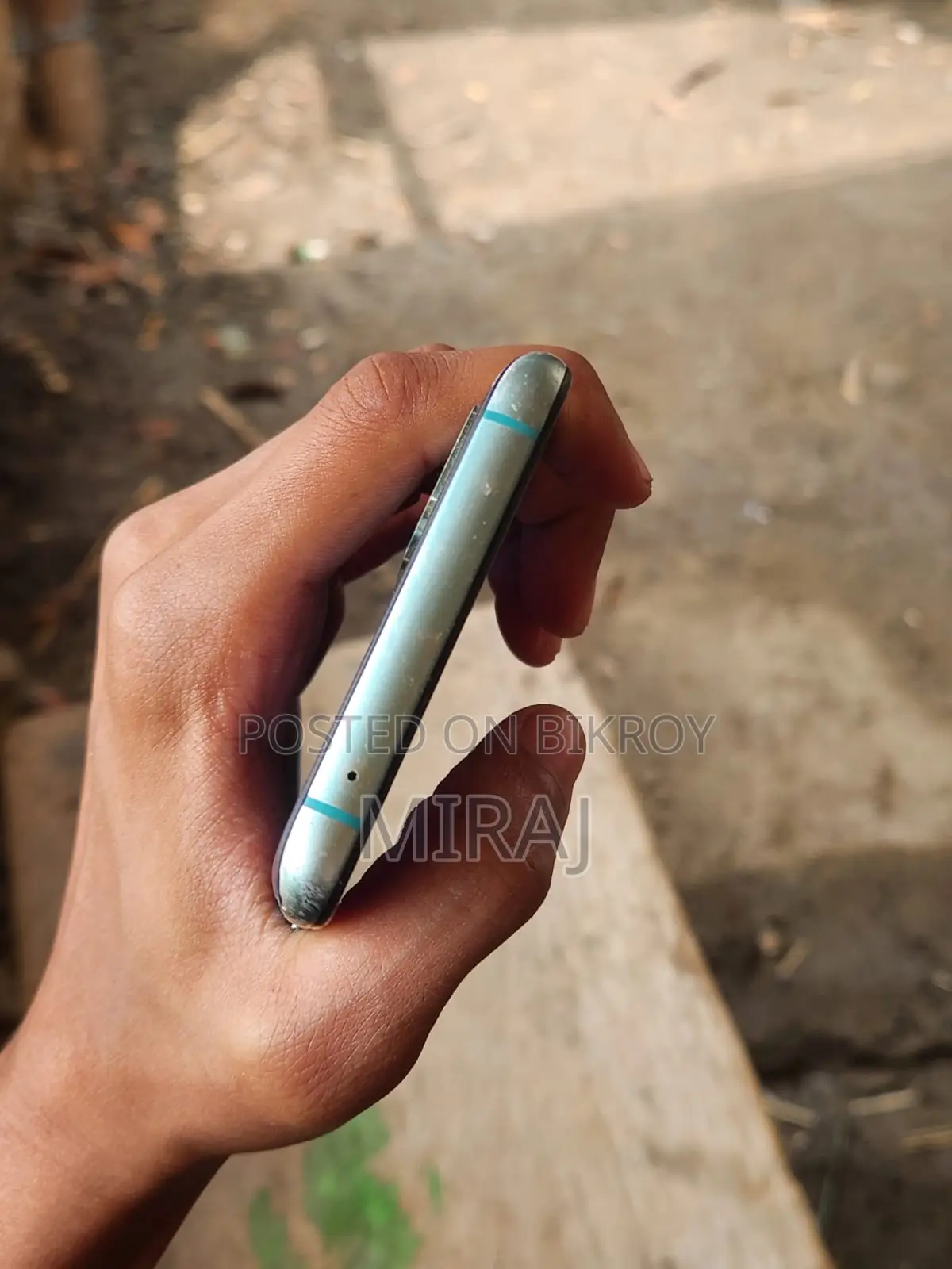 ওয়ানপ্লাস ৮টি (ব্যবহৃত)