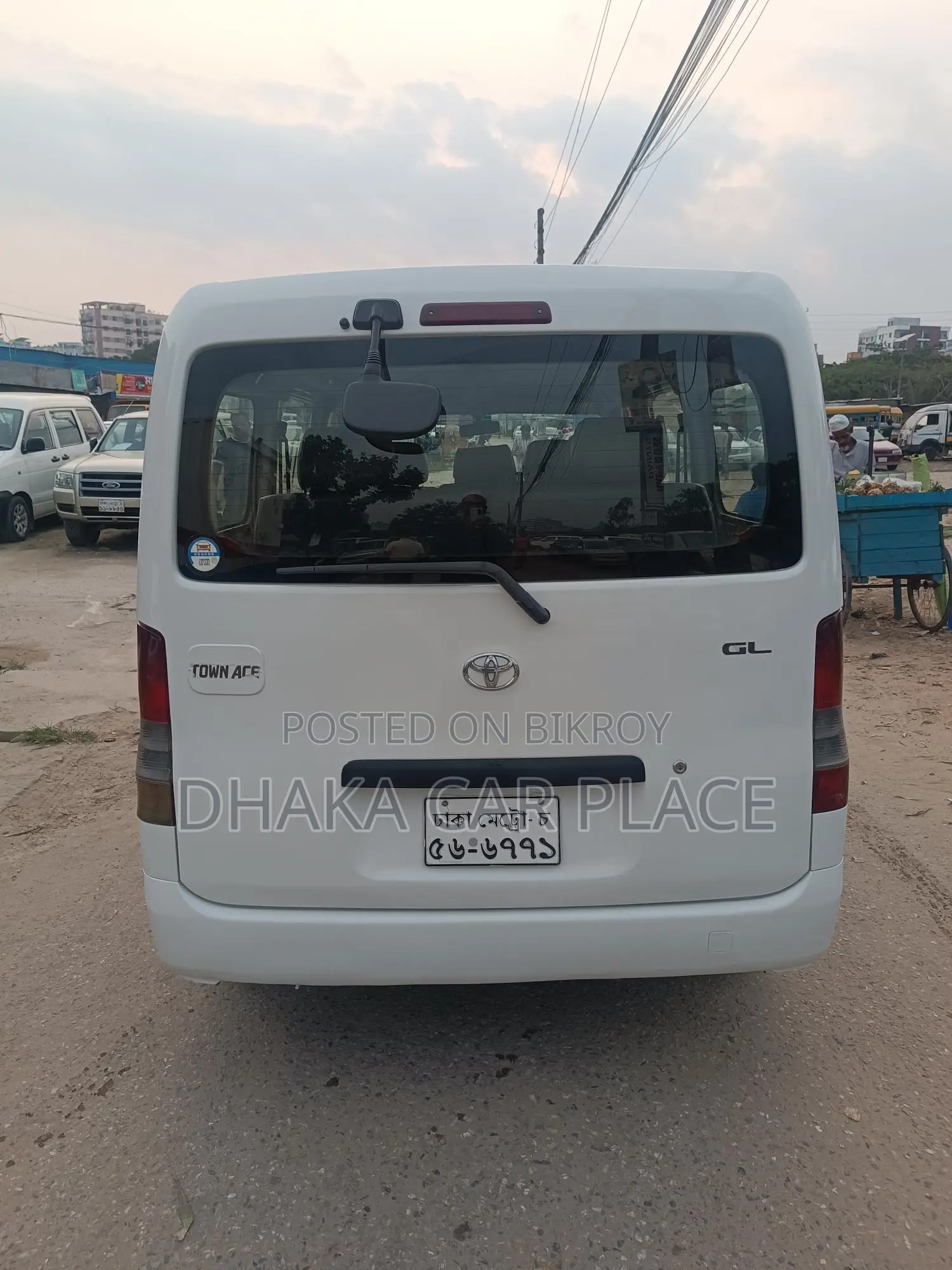 Toyota Noah S40 2011