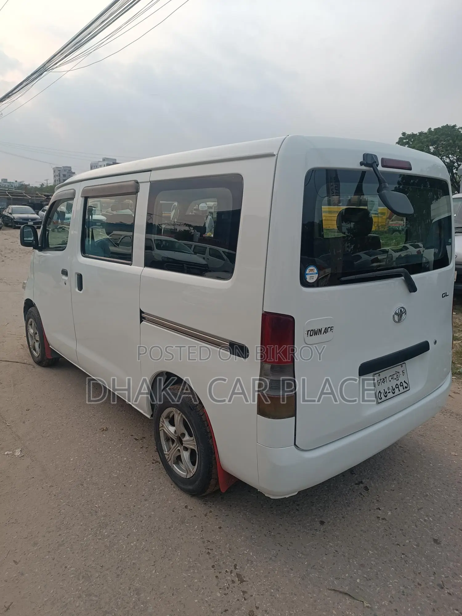 Toyota Noah S40 2011