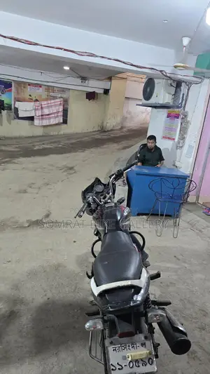 Bajaj Discover Super Fresh 2016