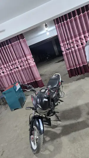 Bajaj Discover Super Fresh 2016