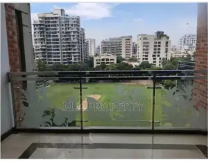 গুলশান ২-এর মাঝখানে সুসজ্জিত ৫ বেডরুমের সেমি-ফার্নিশড ফ্ল্যাট ভাড়া হবে