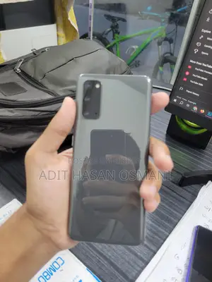 Samsung Galaxy S20 Japanese (Used)