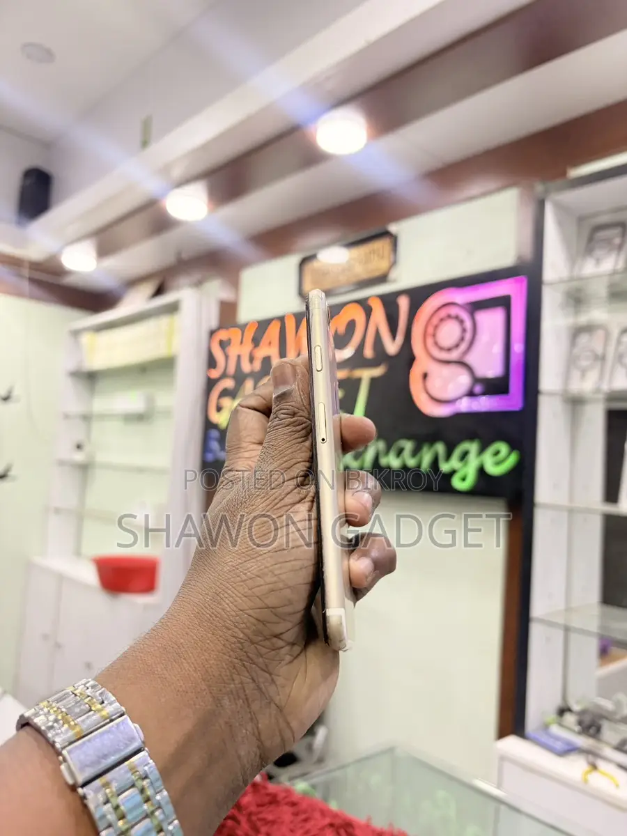 Apple iPhone 7 128 (Used)
