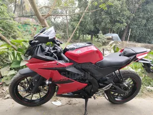 Yamaha 2022 Red