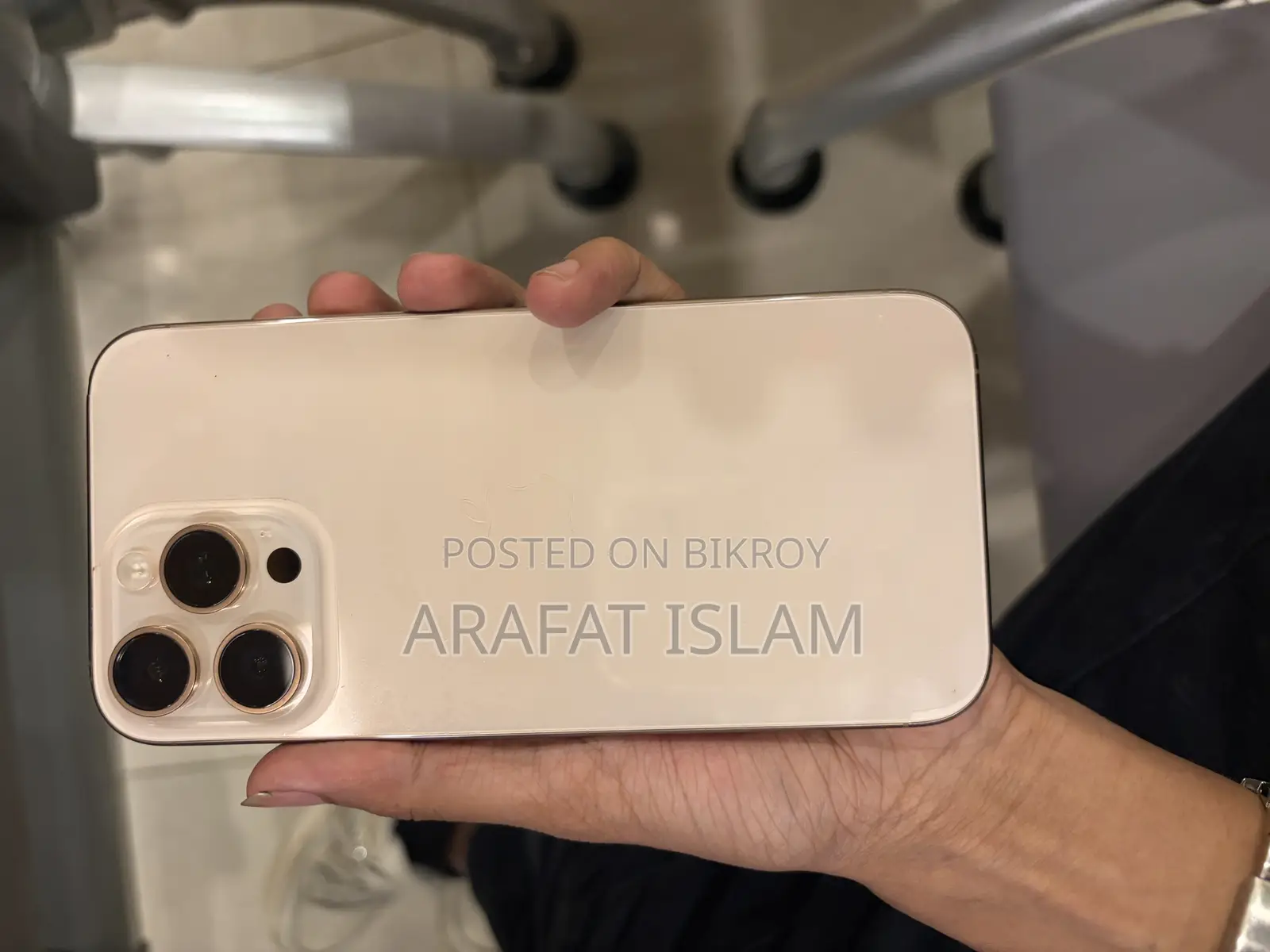 Apple iPhone 16 Pro Max (Used)