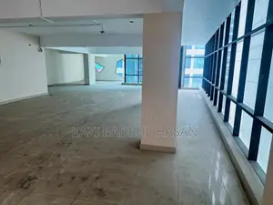 GQ শেফালী টাওয়ারে ২৪৭৪ বর্গফুটের স্পেস খালি আছে