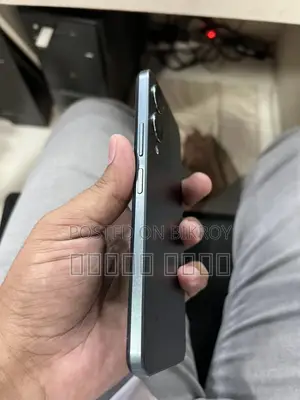 Vivo Y17s . (Used)