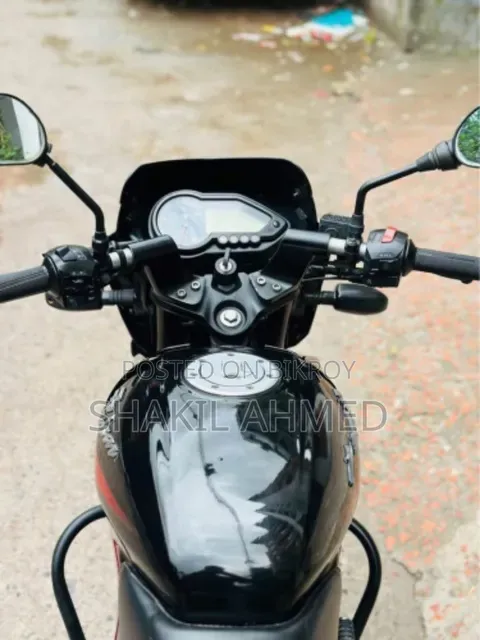 Bajaj Pulsar 150 2015 Red
